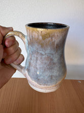 Load image into Gallery viewer, Moody Drips Mug
