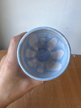Load image into Gallery viewer, Drippy Sea Tumbler
