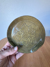 Load image into Gallery viewer, Hand-Carved Sunflower Spoon Rest
