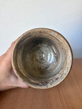 Load image into Gallery viewer, Large Swirly Vase

