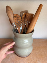 Load image into Gallery viewer, 8 Piece- Toasted Sage Utensils Crock
