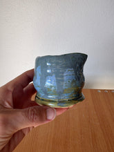 Load image into Gallery viewer, Arctic Blue Cream Pourer
