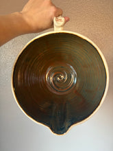 Load image into Gallery viewer, Brown Countryside Toile Batter Bowl
