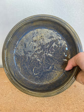 Load image into Gallery viewer, Heirloom 2 Piece Pie Pan w/ Lid
